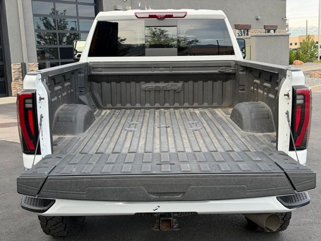 Main image 8