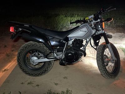 2025 Yamaha TW200