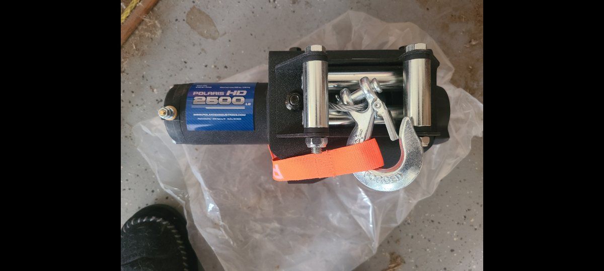 Polaris 2500HD Winch