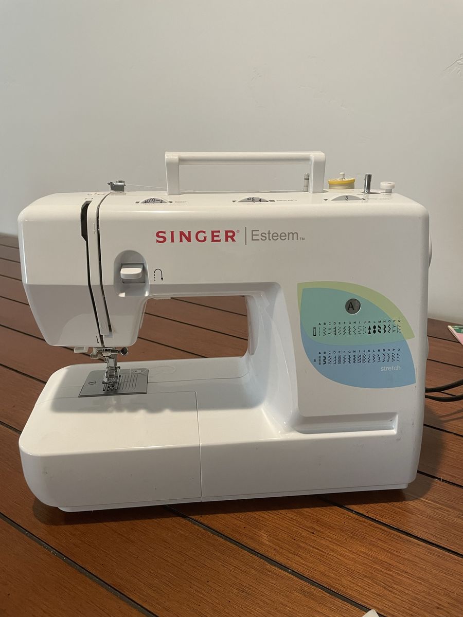 SINGER Esteem Portable Sewing Machine with Power Cord