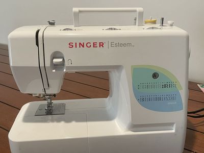 SINGER Esteem Portable Sewing Machine with Power Cord