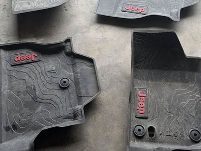 Jeep Fooor Mats