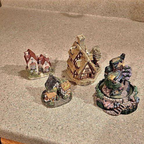 Cottages 4
