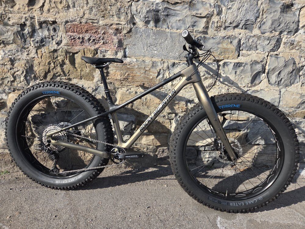 Rocky Mountain Blizzard Carbon C50 Small Fat Bike Fatbike Snow NEW