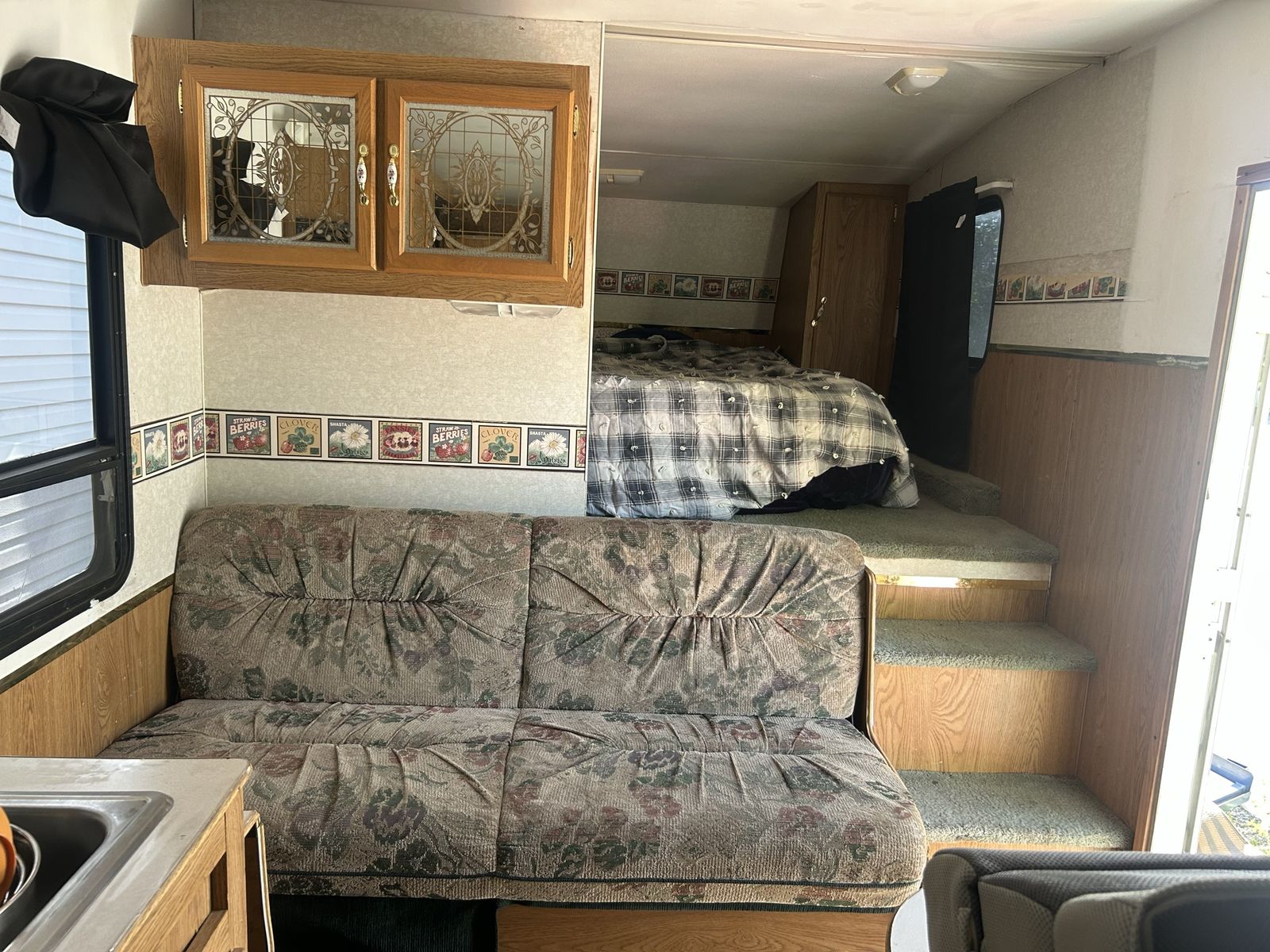 Main image 2