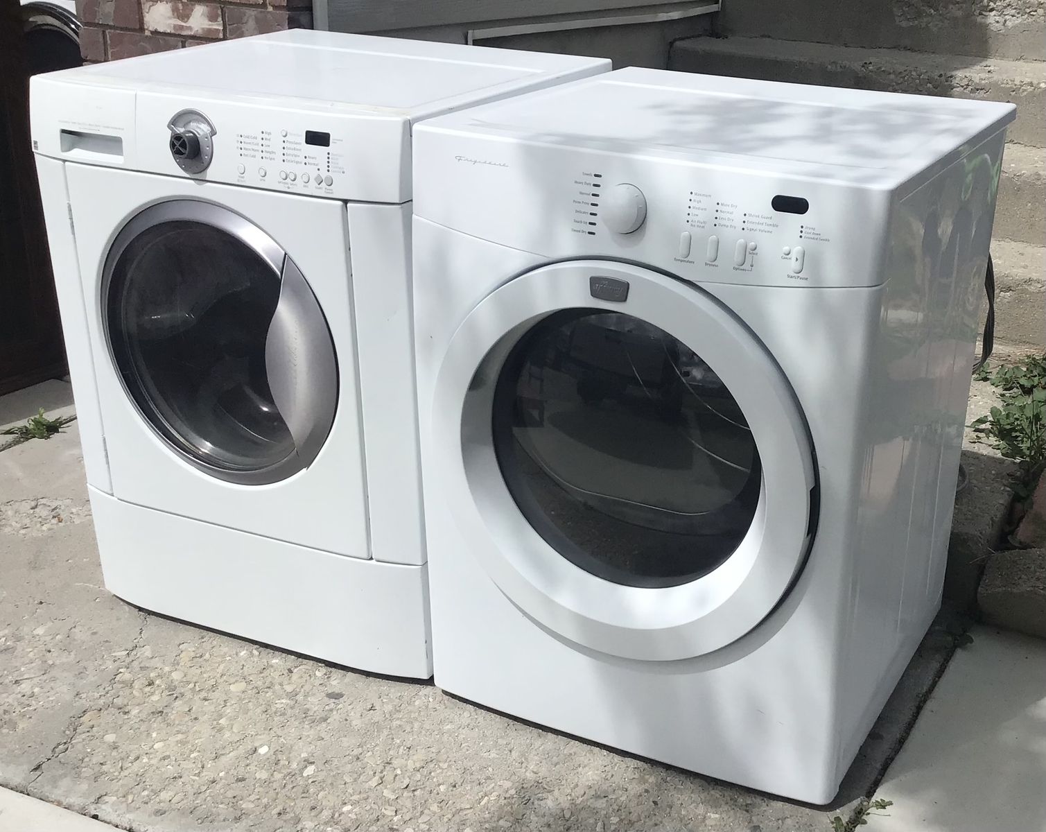 SUPER CAPACITY FRIGIDAIRE STACKABLE-SIDE BY SIDE INCLUDES FREE DELIVERY