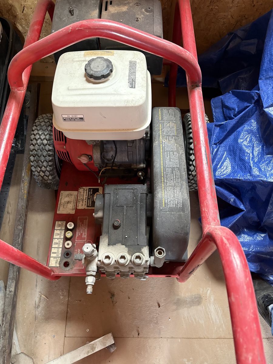 Honda pressure washier