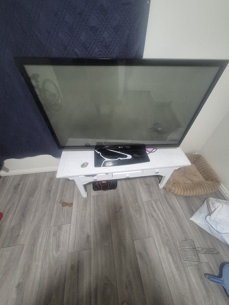 tv stand / coffee table