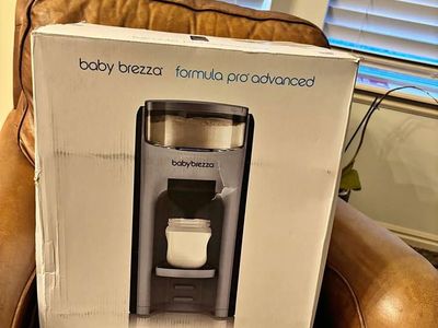 Baby Brezza Formula Pro Advanced Formula Dispenser - Automatic Warm Baby Formula Maker
