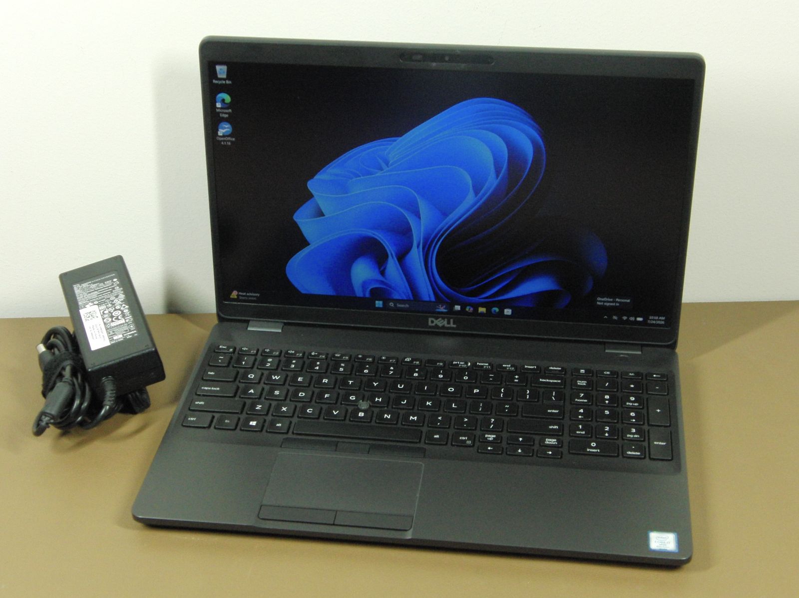 Dell Latitude 5500 Touchscreen i7-8665u 256GB SSD 16GB