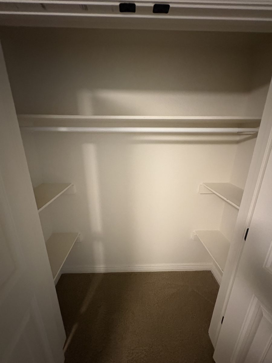 Main image 9