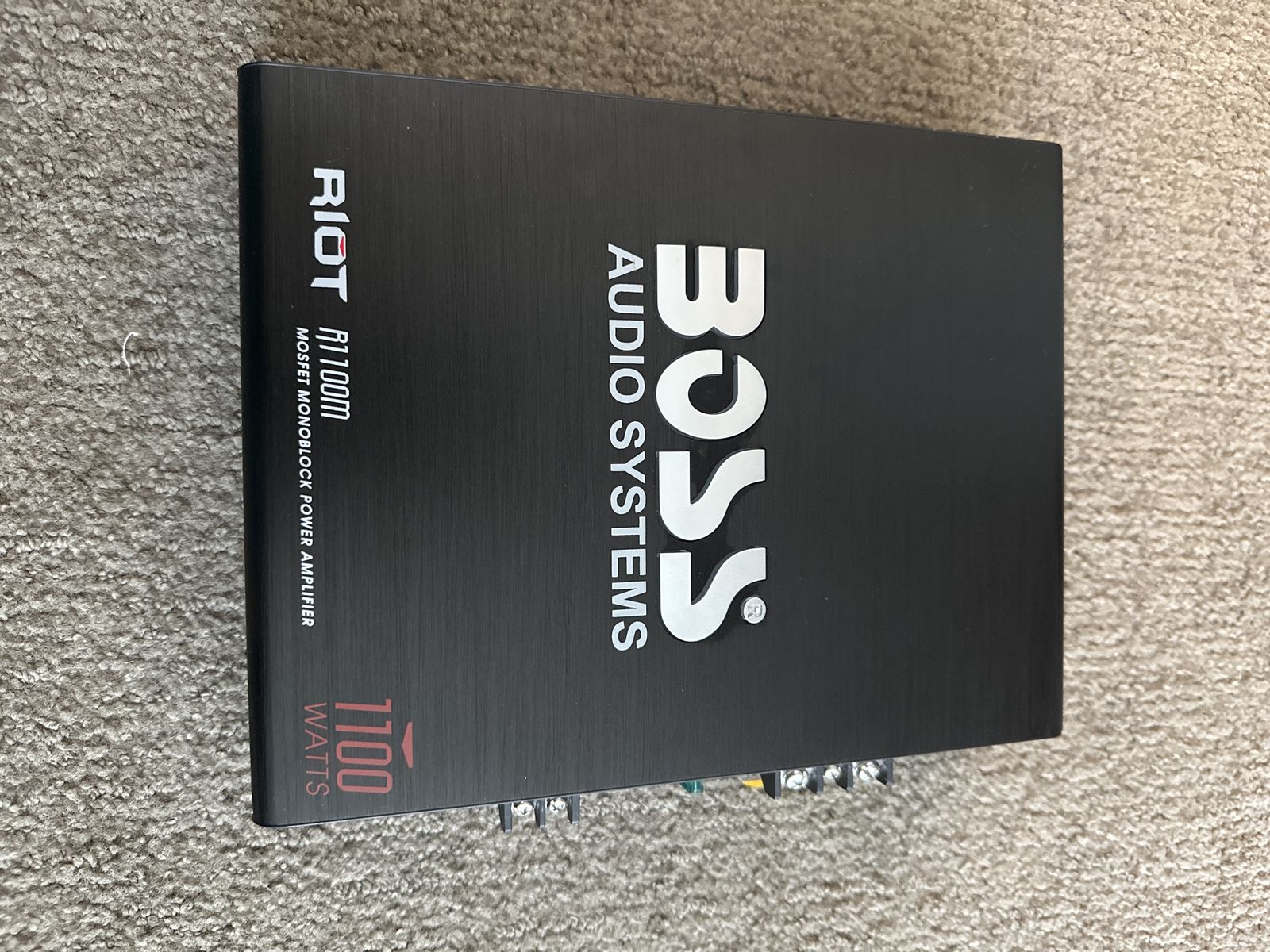Boss Audio Systems Riot R1100M MOSFET Monoblock Power Amplifier