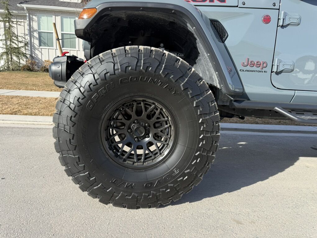 Jeep Wrangler / Gladiator Wheels And Tires