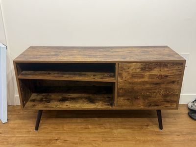 Mid-Century Modern Entertainment Console / Table