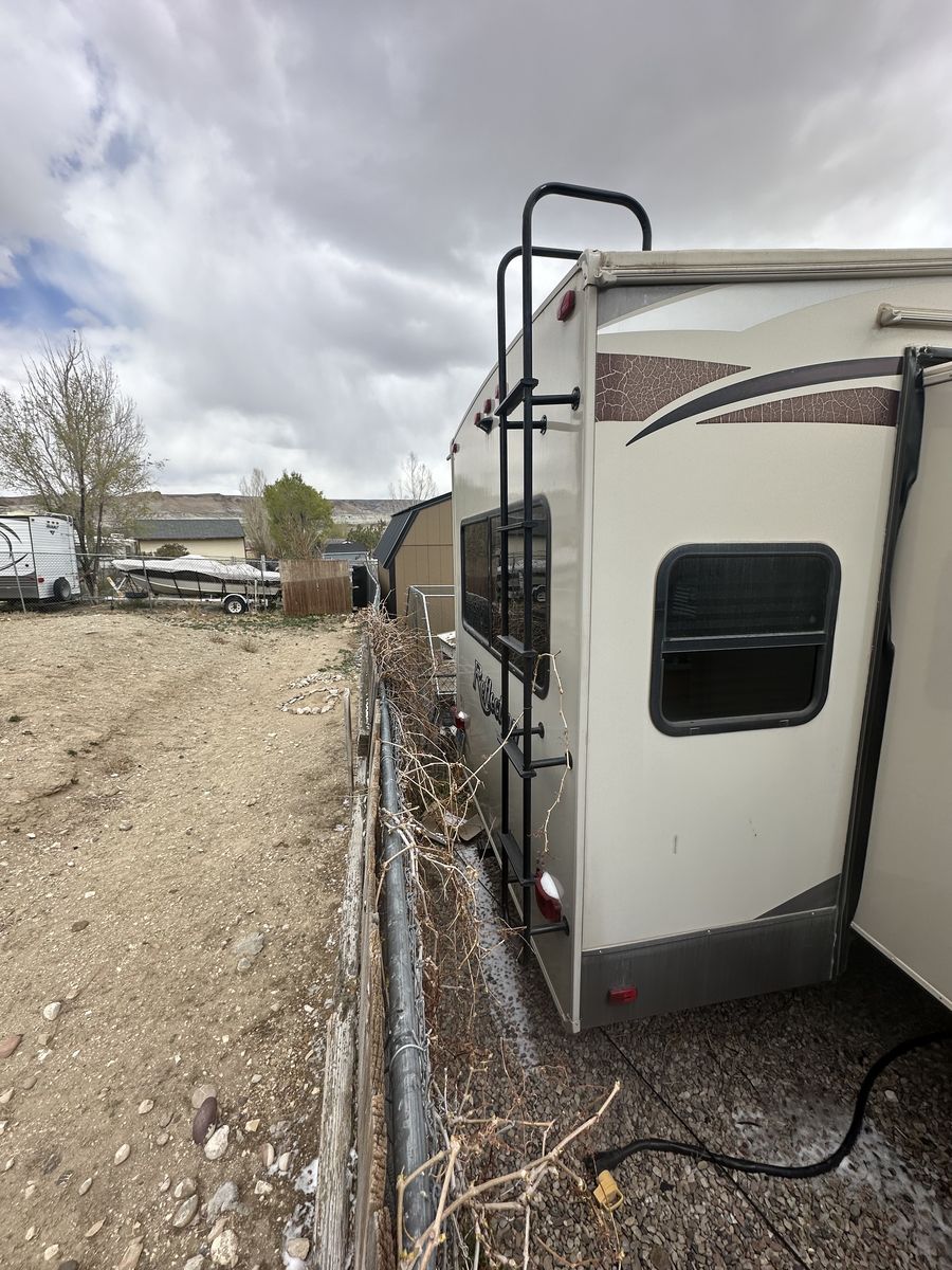 5th wheel camper
