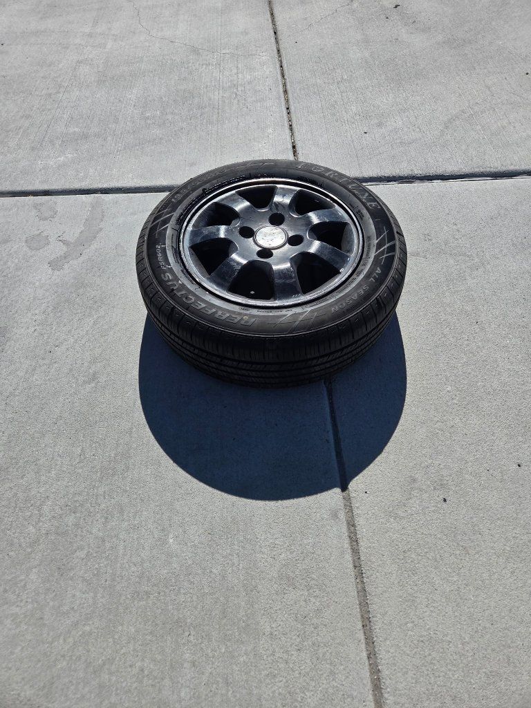 195 65 15 honda 4 x 114.3 one wheel