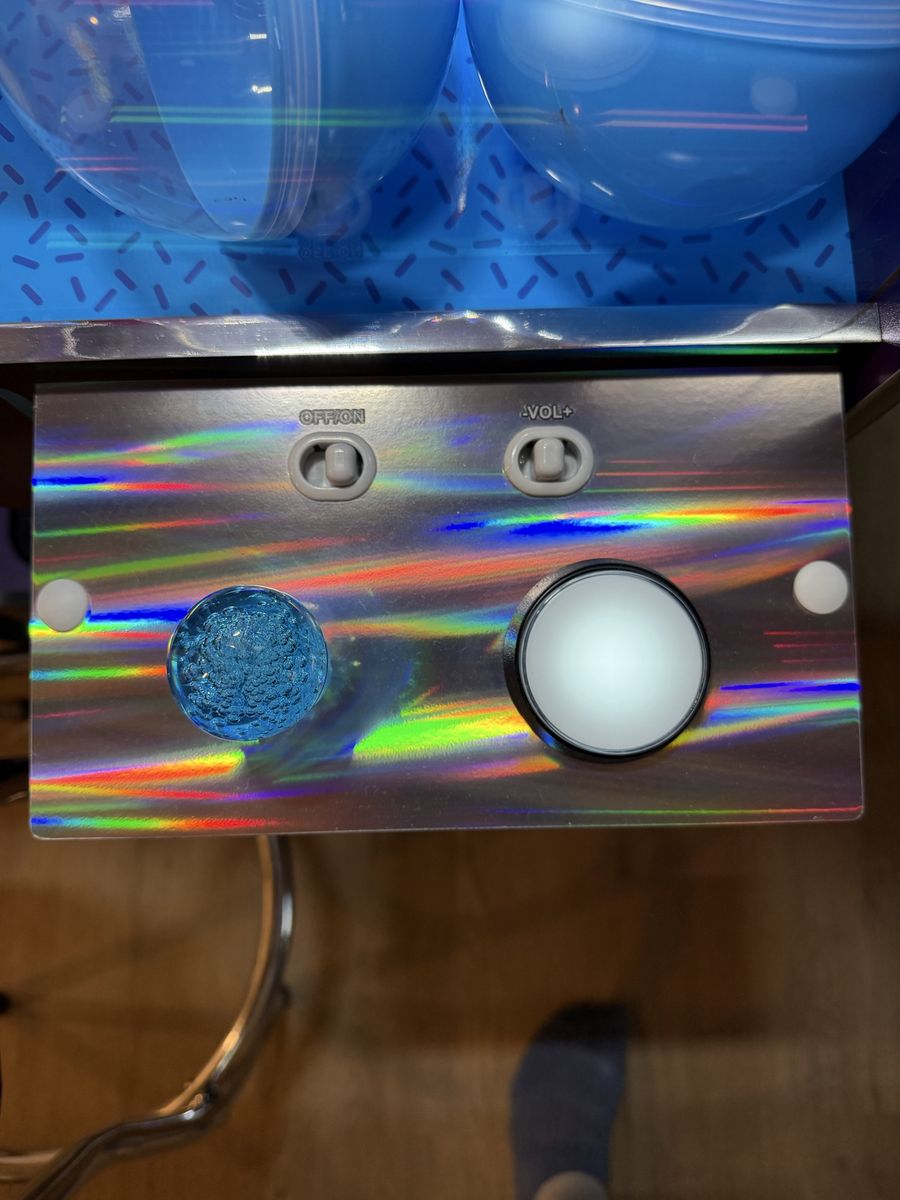 Main image 2