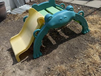 Kidkraft frog slide climber