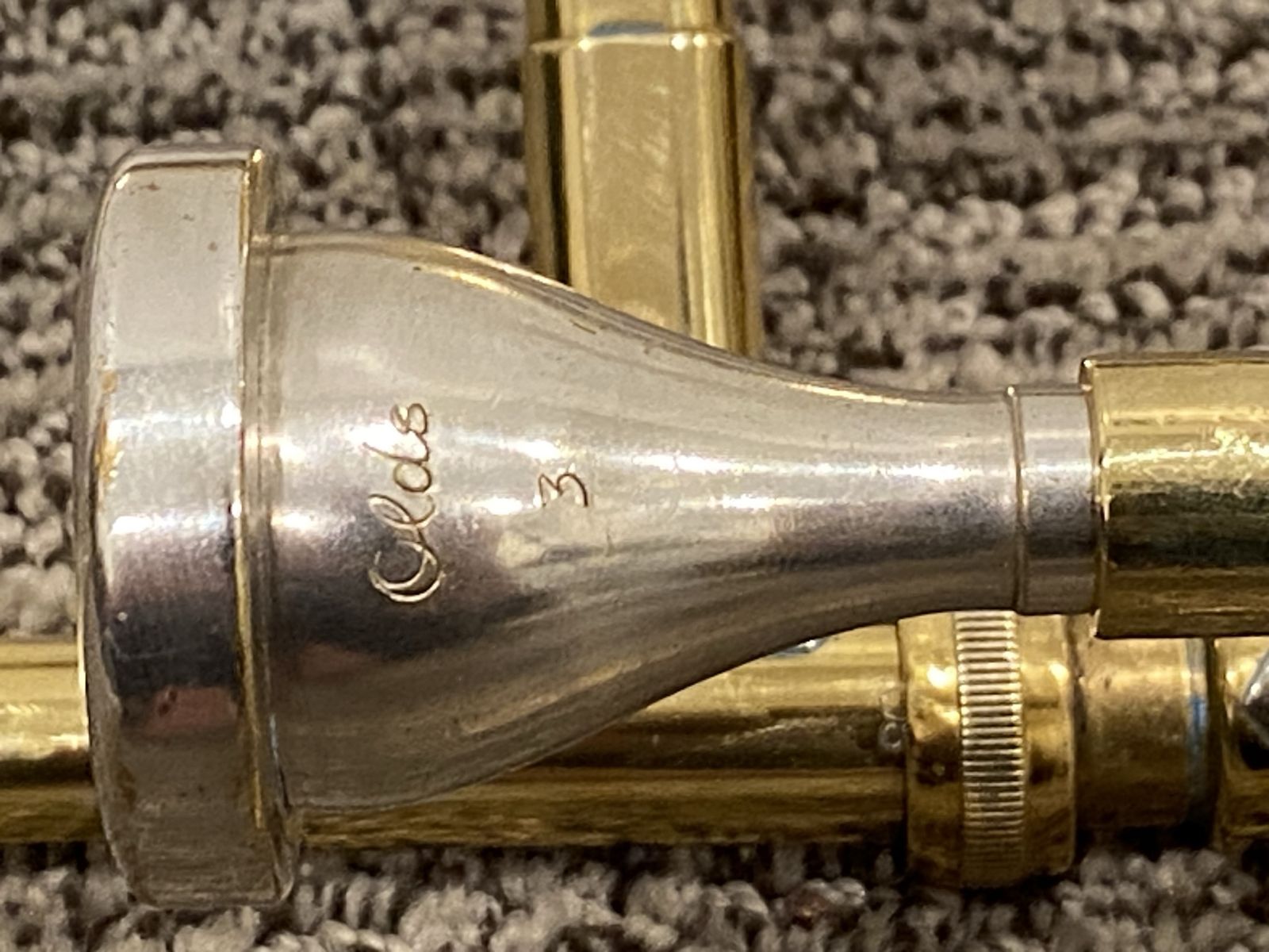 Main image 3