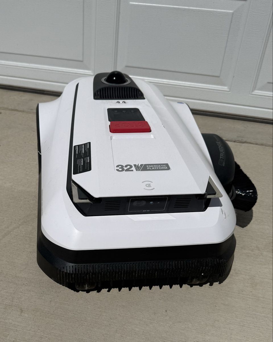 Ecovacs GOAT A3000 Lidar Robot Lawn Mower, Wire-Free, with Trimmer