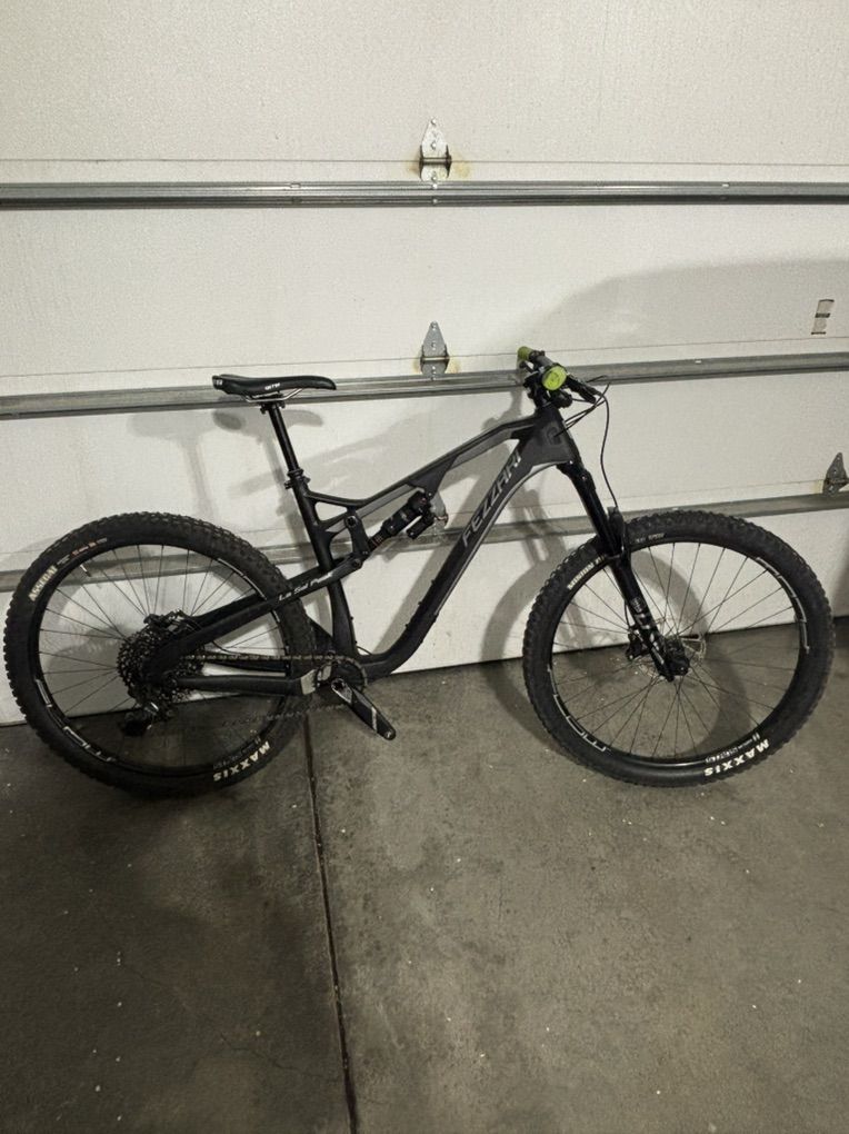 XL Fezzari La Sal Peak