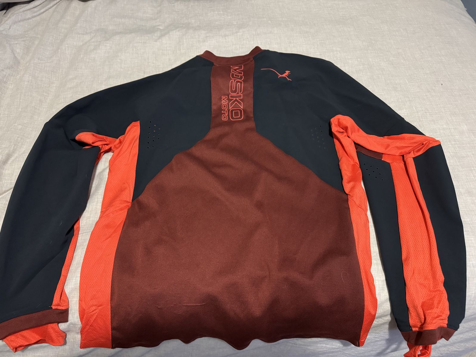 Main image 2