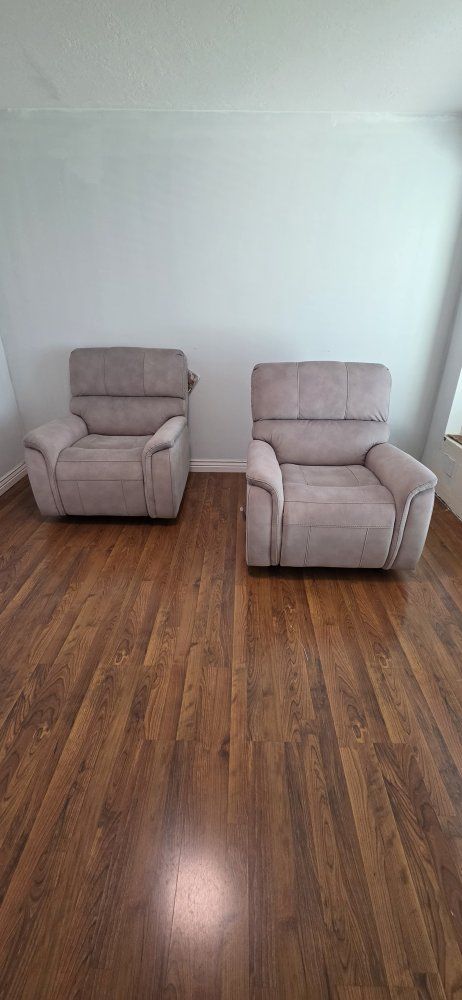 True Innovations fabric manual recliner