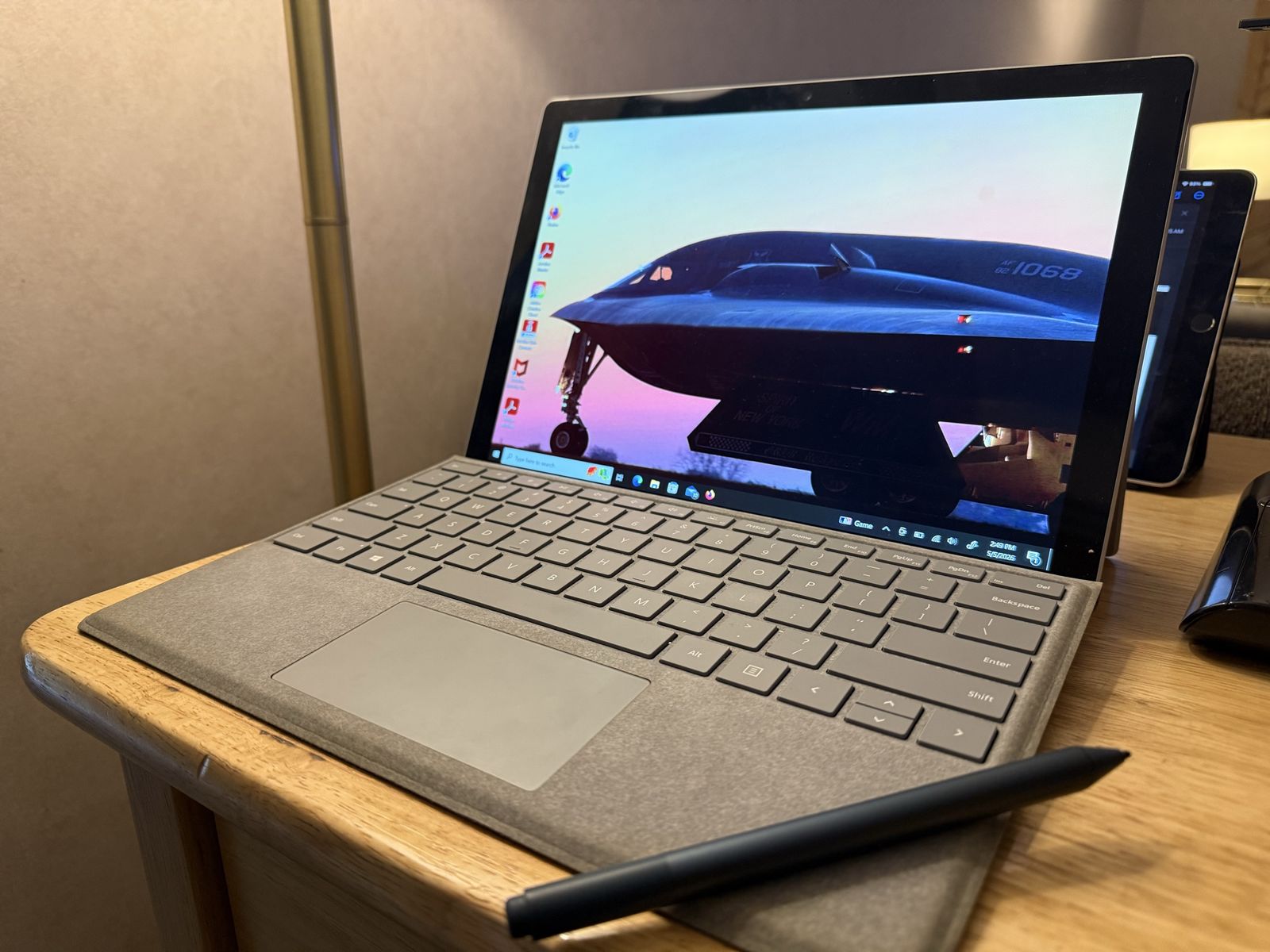Microsoft Surface Pro 6 w/ Keyboard and Microsoft