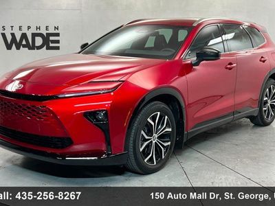 2025 Toyota Crown Signia XLE