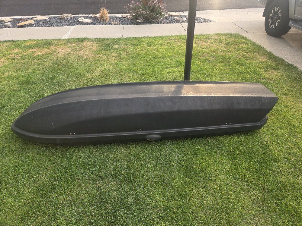 Yakima Skybox 12 Roof Box W/Lock