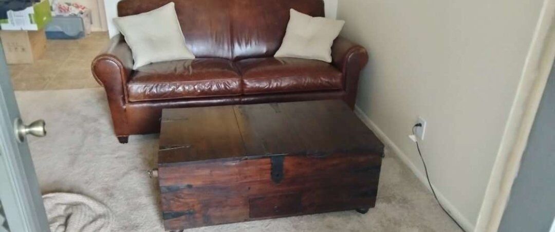 Chest/Coffee table
