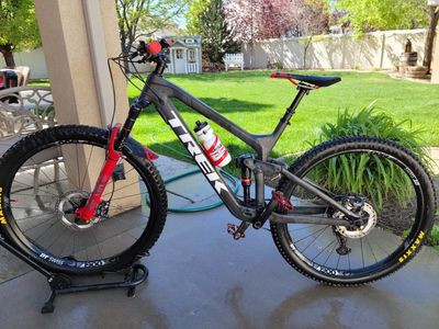 pristine trek slash 9 one off