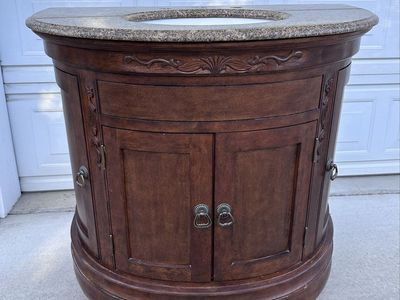 Bathroom vanity