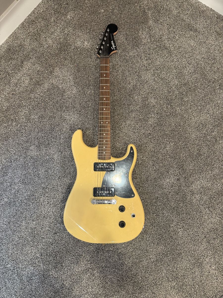 Fender Squire Stratosonic