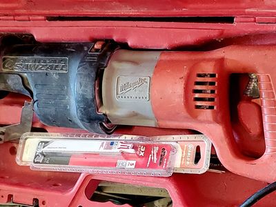 Milwaukee Professional Corded Tool Bundle – Sawzall, Hammer Drill, Case & Accessories