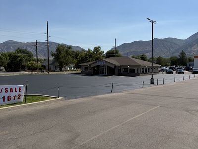 Car Dealership/ Commercial Building For Sale Or Le