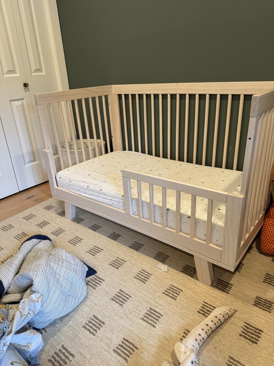 Baby Letto Hudson convertible crib – white wash