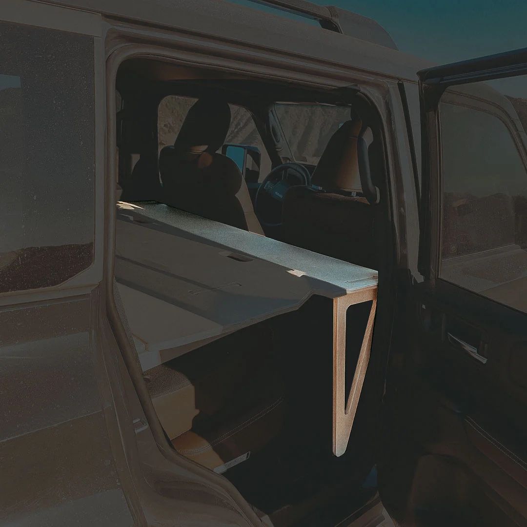 Main image 7