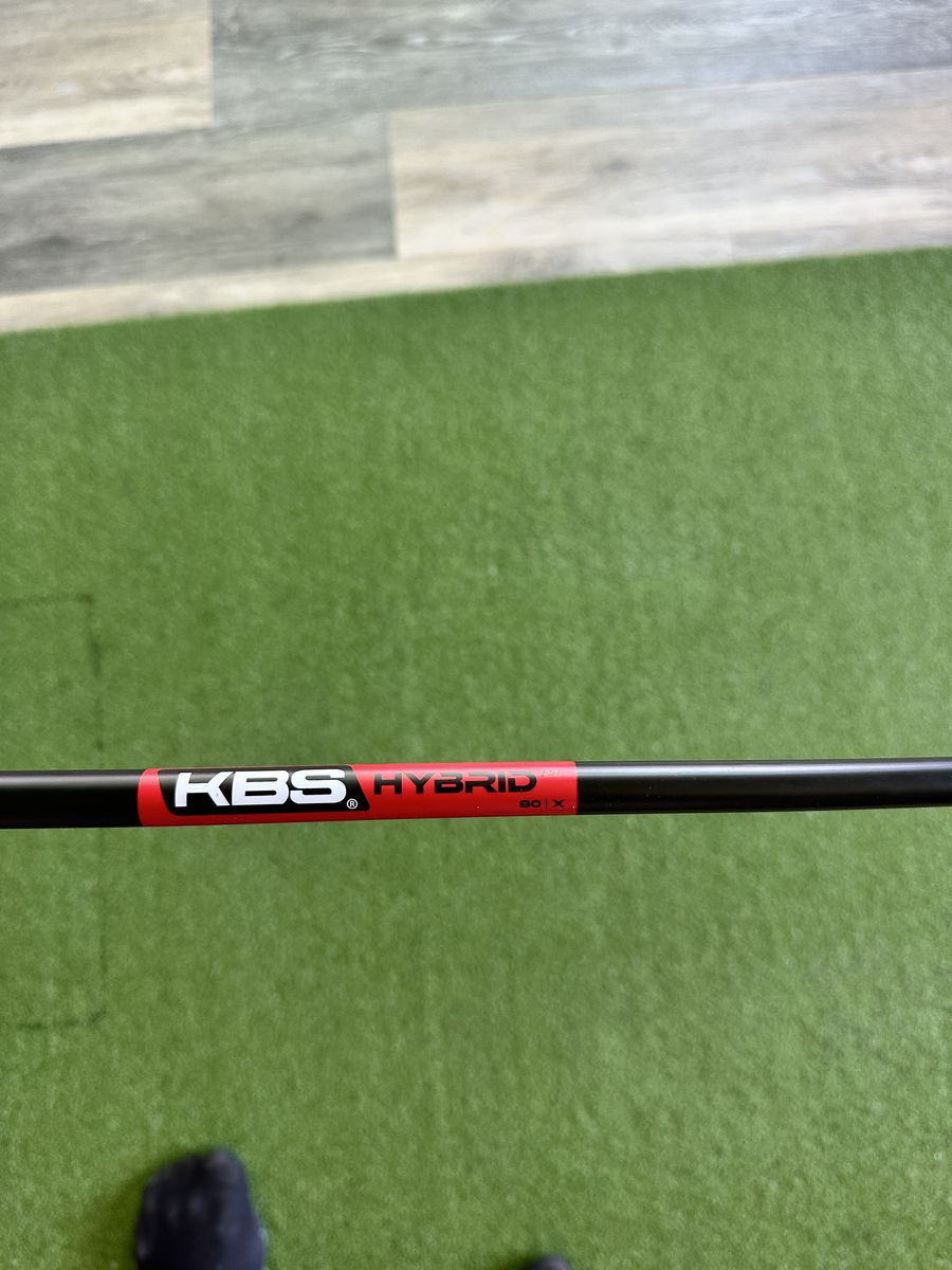 KBS Tour Hybrid Graphite Shaft in 80 Gram X-Stiff Flex with Pure Grip