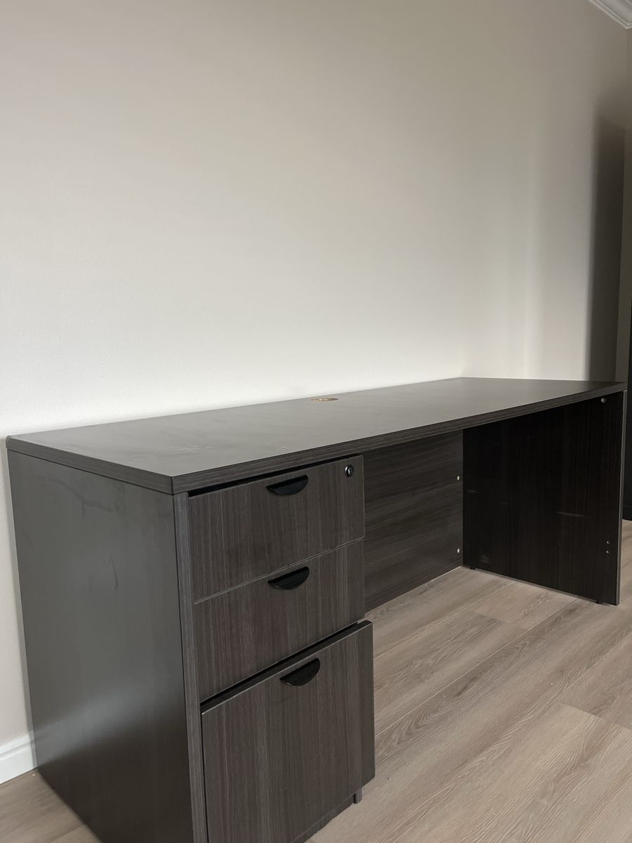 Dark Ash Wood Grain Executive Office Desk with 3 Storage Drawers and Cable Port