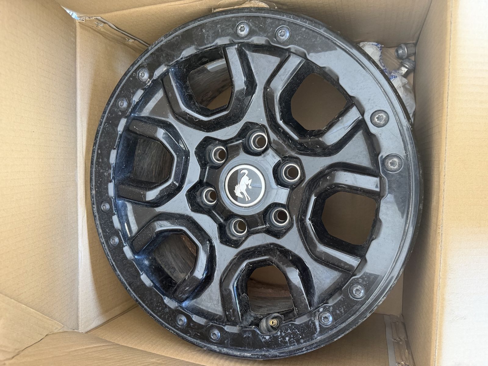 5 Ford Bronco Wheels. Beadlock capable.