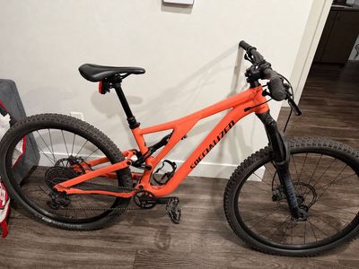 Specialized Stumpjumper Alloy Mountain bike Satin / Blaze S3 - Medium