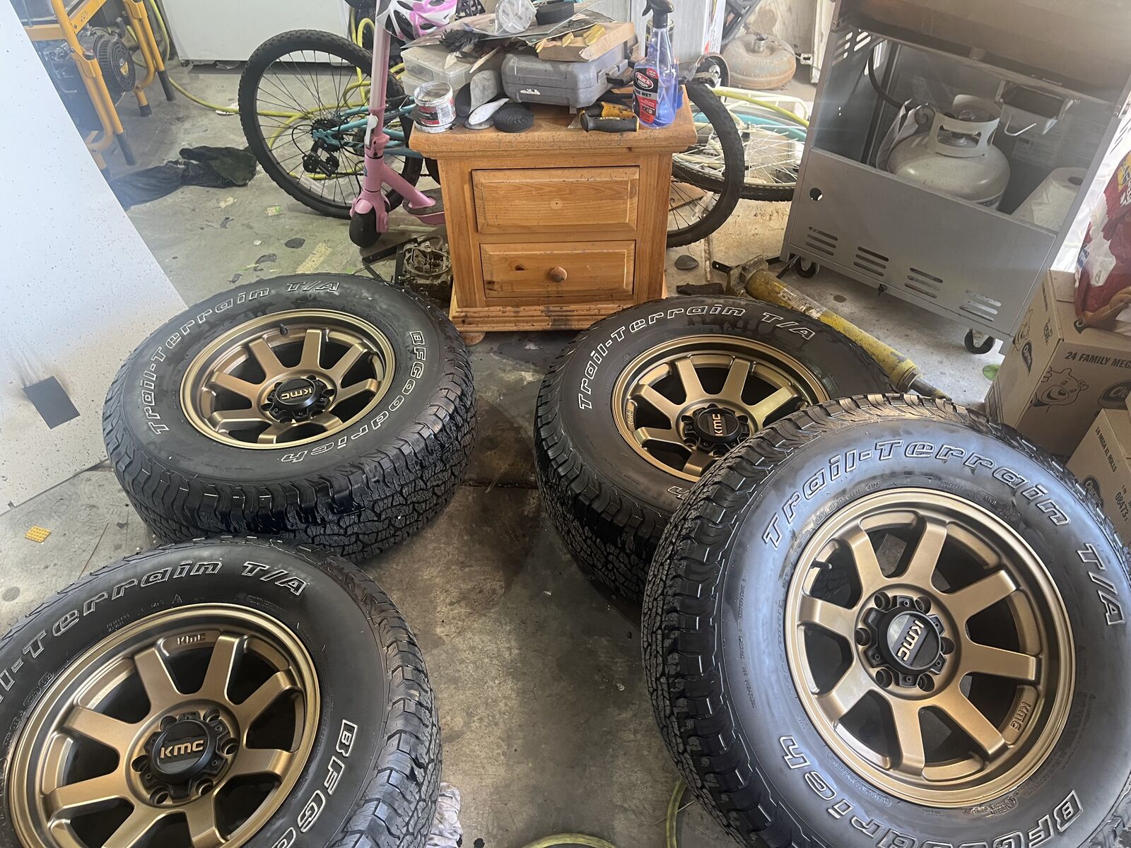 KMC wheels and tires Chevy 6 lug