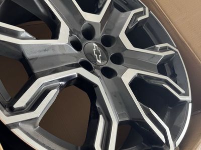 24” OEM Chevrolet Tahoe Suburban Silverado Factory Wheel Rim 6-Spoke