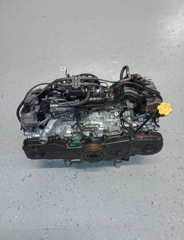 2004 Subaru Impreza 2.5L Engine