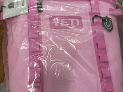 Yeti Pink rare very limited Hopper 20 backpack cooler brand new with tags