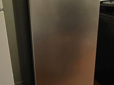 Frigidaire 6.5 c.f. freezer