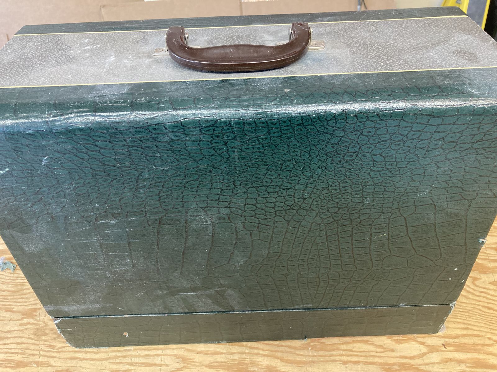 Main image 7