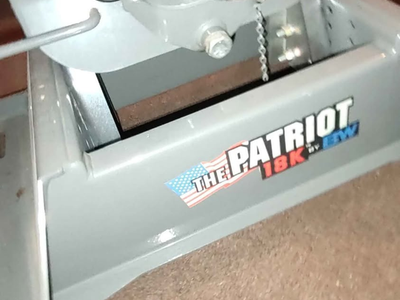 B&W Patriot 18K Hitch