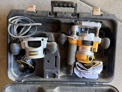 DEWALT Fixed and Plunge Base Router Kit with Hard Case